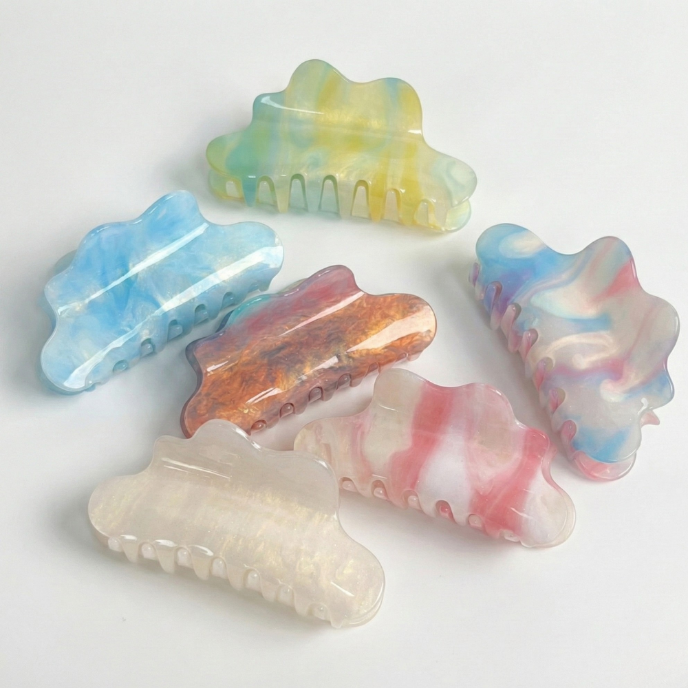 Sunlight Color-Changing Cloud Hair Claw Clip | Large