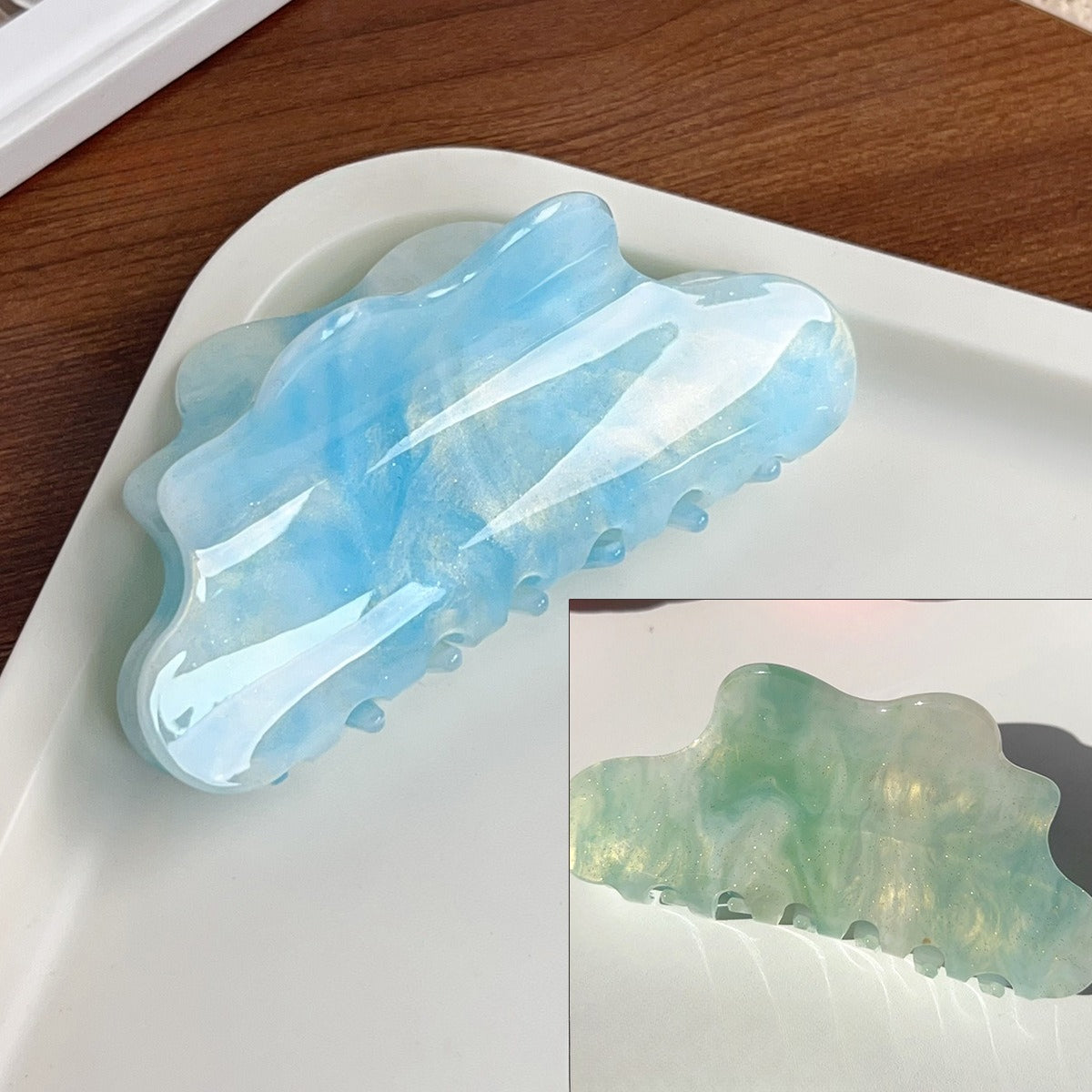 Sunlight Color-Changing Cloud Hair Claw Clip | Large