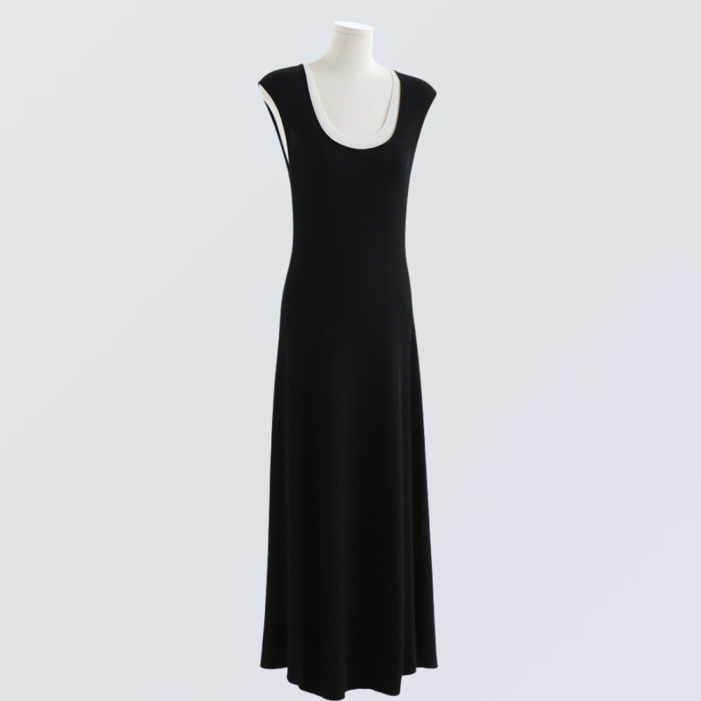 Slim Fit High-Waist U-Neck Dress