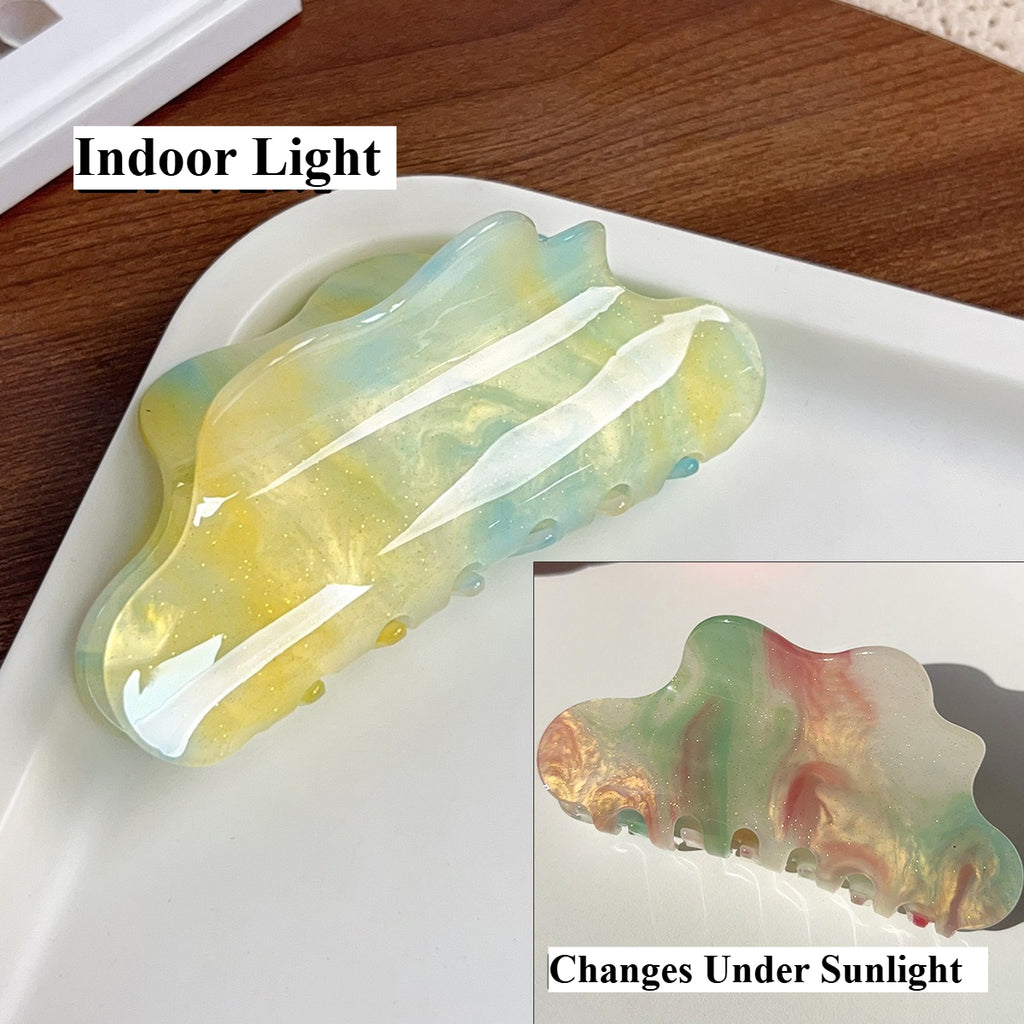 Sunlight Color-Changing Cloud Hair Claw Clip | Large