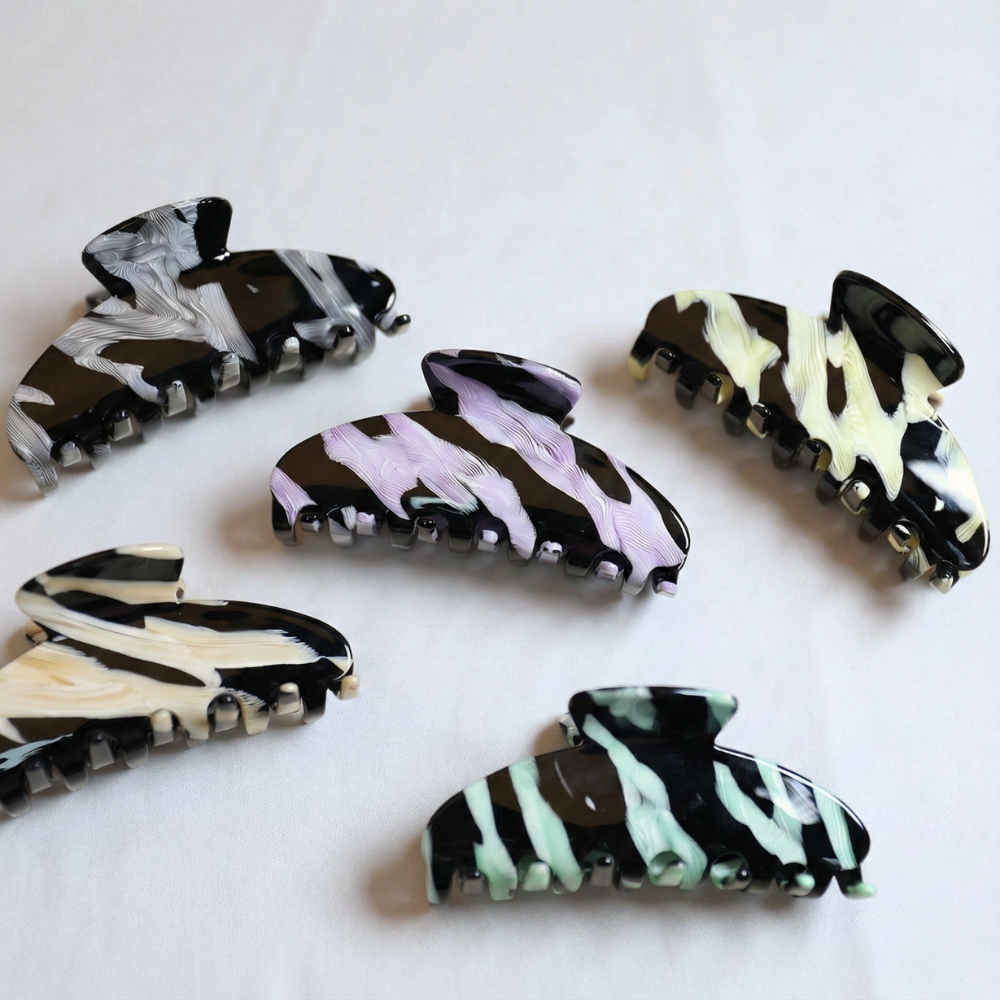 Retro Marble Hair Claw