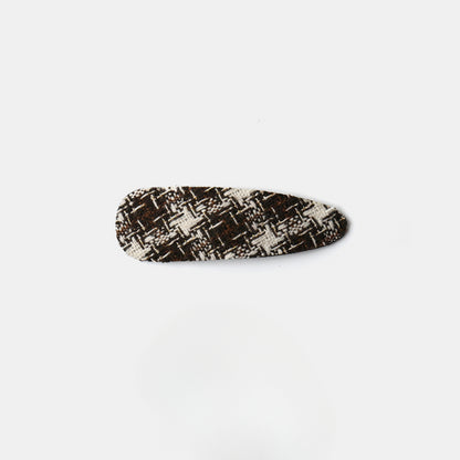 Checkered hair pin