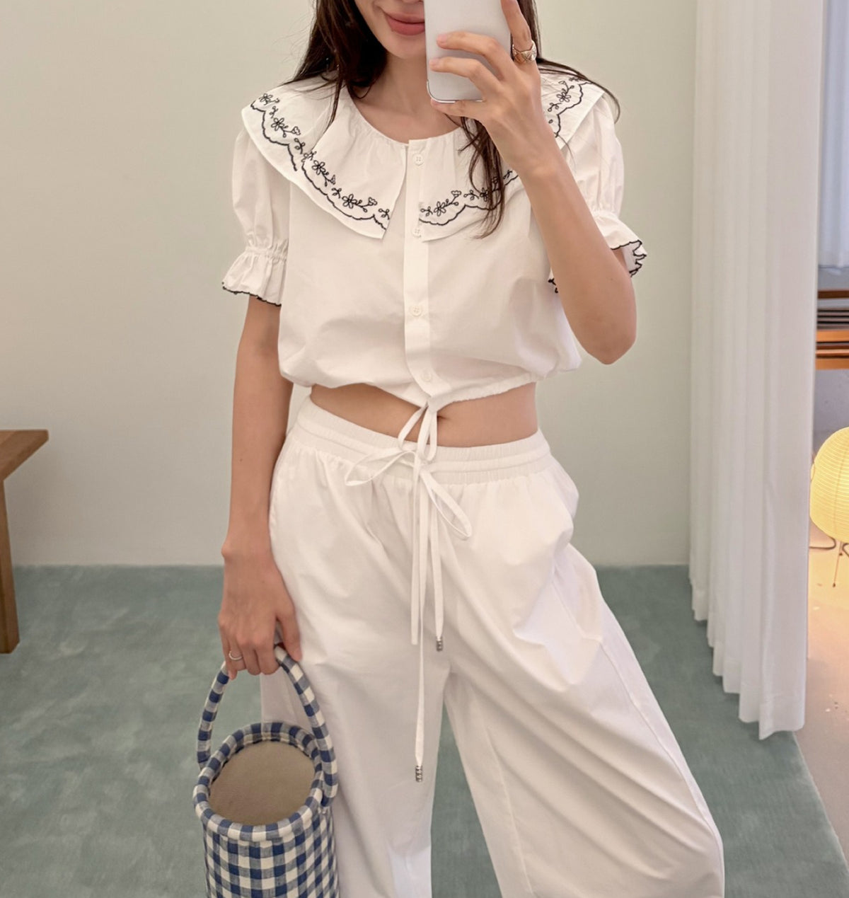 Ovina Floral Embroidered Collar Blouse | White