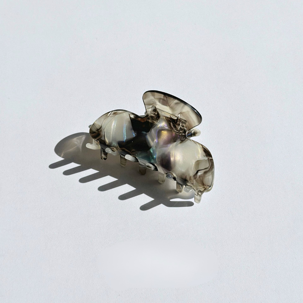 Soft Matte Acrylic Hair Claw | Medium