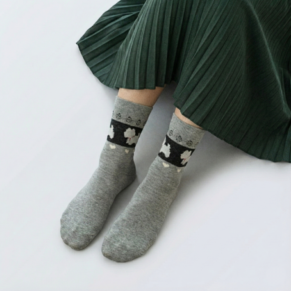 5-Pair Retro Dog Embroidery Crew Socks