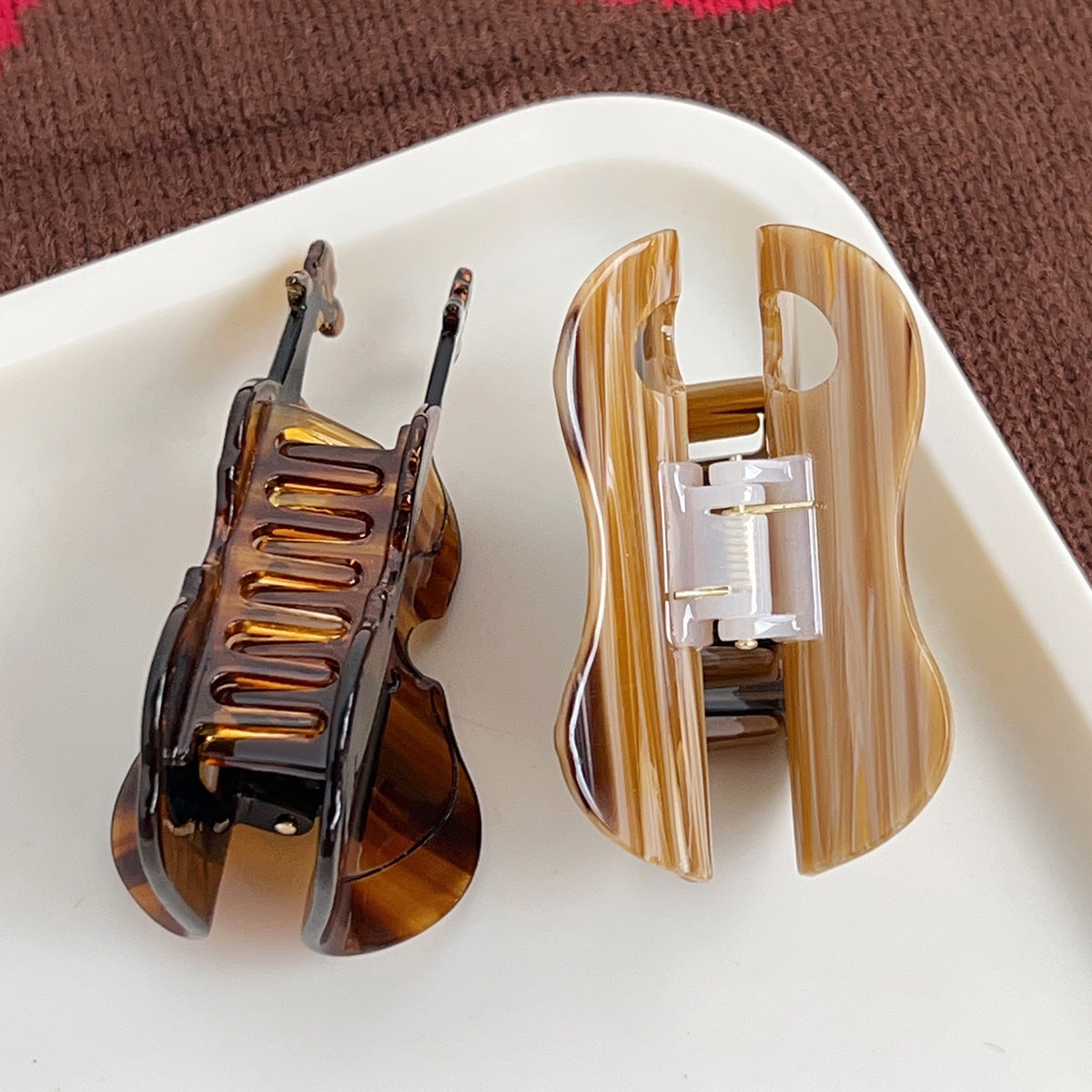 Art-Inspired Acrylic Hair Claw Clip