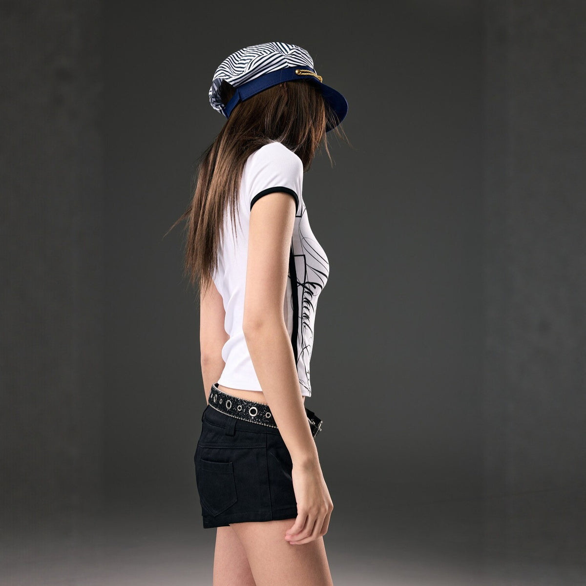 Pokiovo Mandarin Collar Cropped T-Shirt