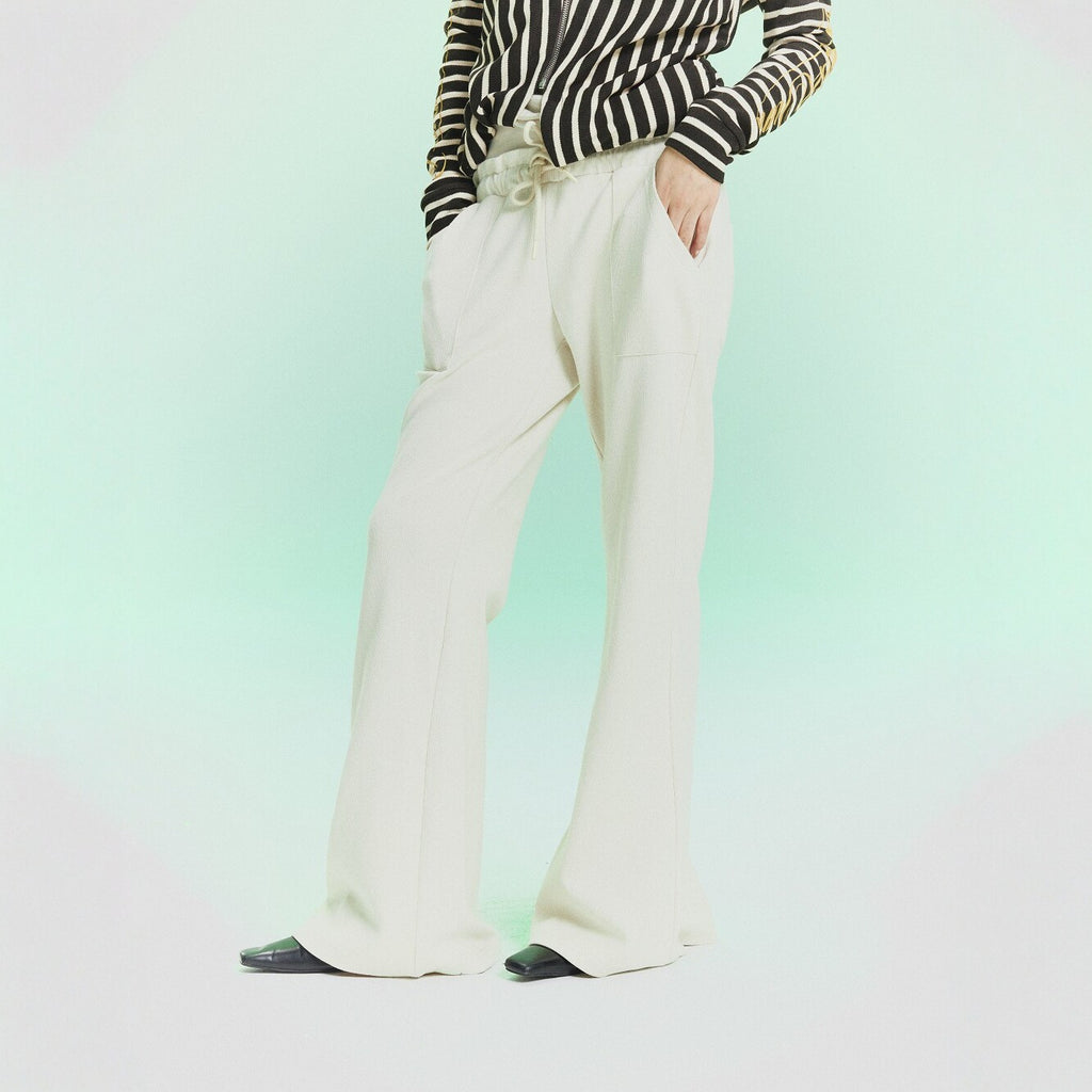 Pokiovo Low Rise Flared Trousers
