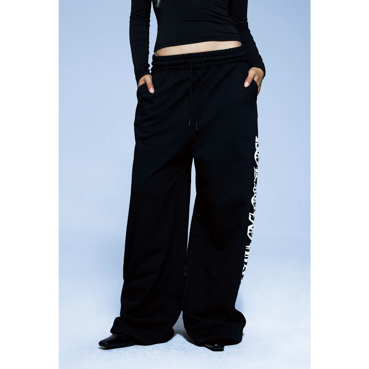 Pokiovo Relaxed Wide Leg Sweatpants