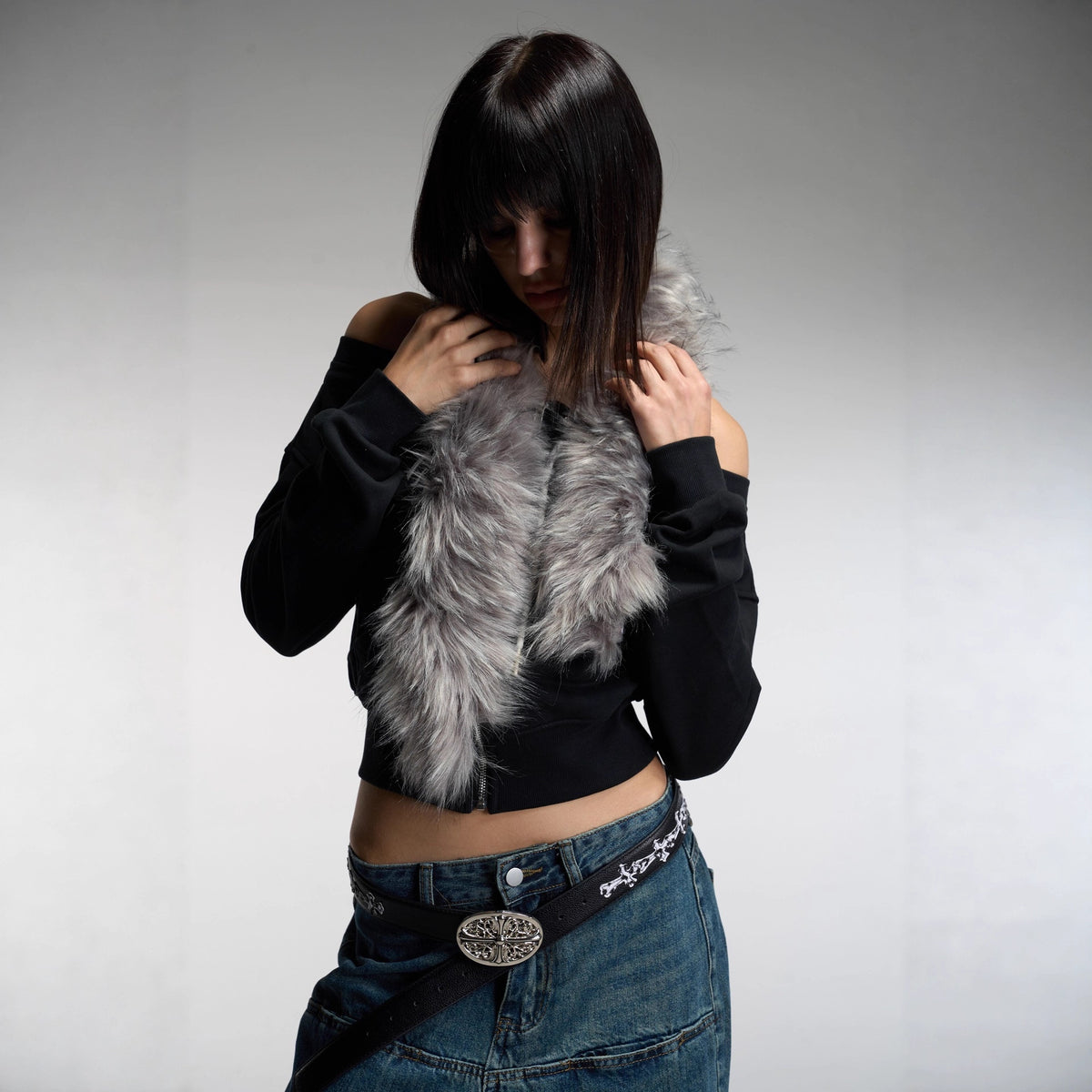 Pokiovo Off Shoulder Sweatshirt with Detachable Collar