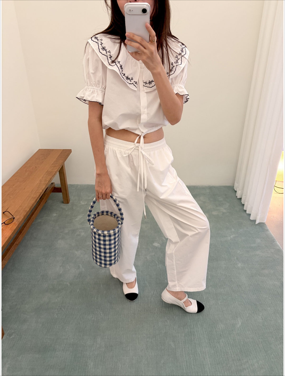 Ovina Floral Embroidered Collar Blouse | White