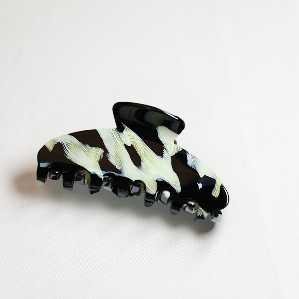 Retro Marble Hair Claw